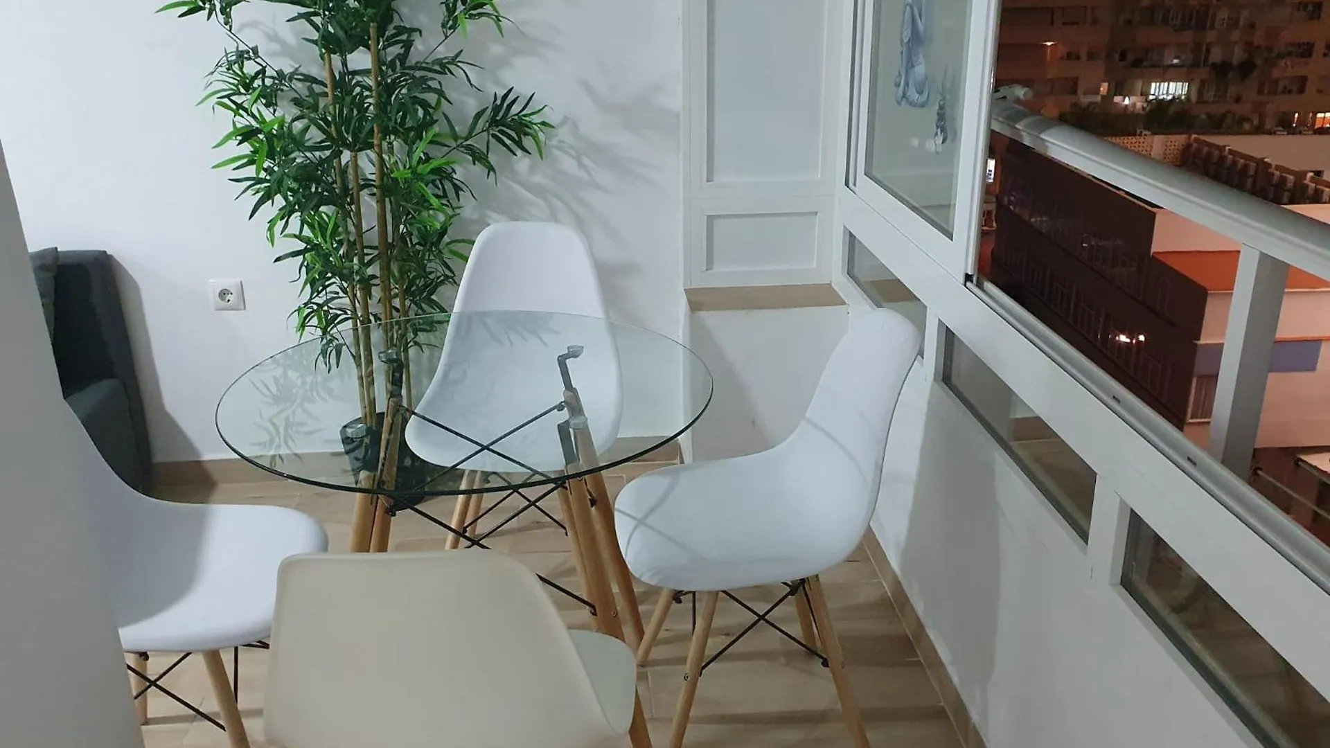 דירות טורמולינוס Apartamento Centrico Citrus 2